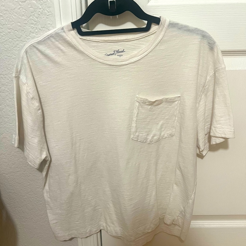 Cream basic tee